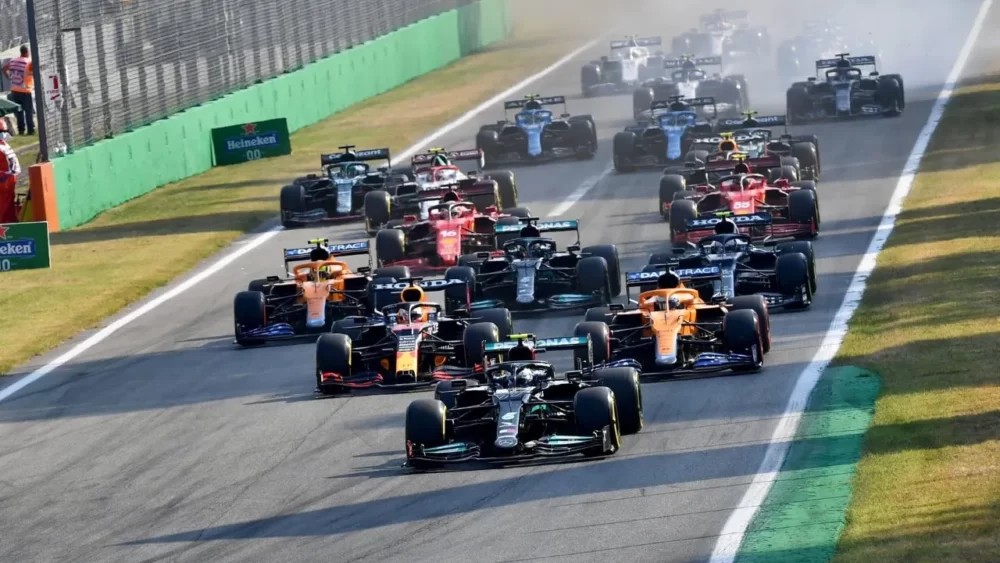 Formula 1 Turuncu Daireli Siyah Bayrak Nedir?